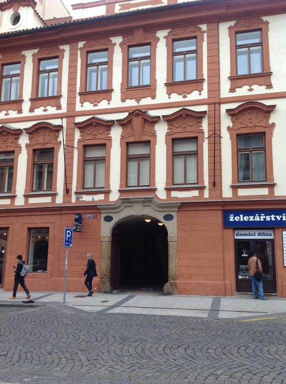 Old Town Apartment Praag Buitenkant foto